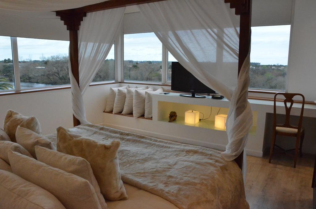 Los Muelles Boutique Hotel Carmelo Exterior photo